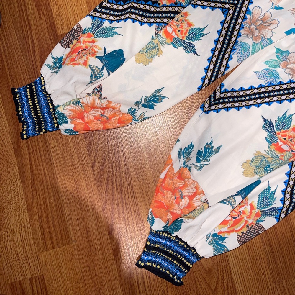 Two Piece Pant Set - Picture 9 of 11